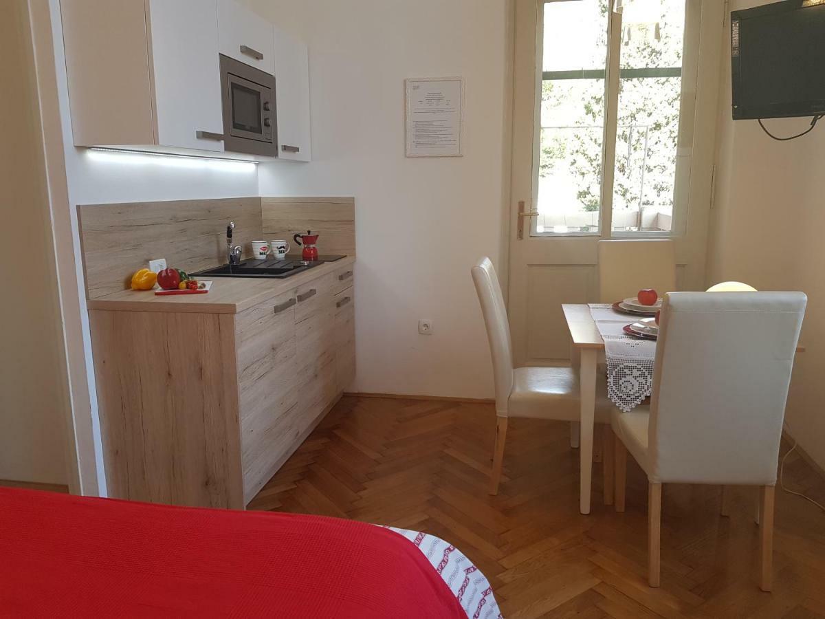 Apartment Nena With Private Free Parking Опатия Экстерьер фото
